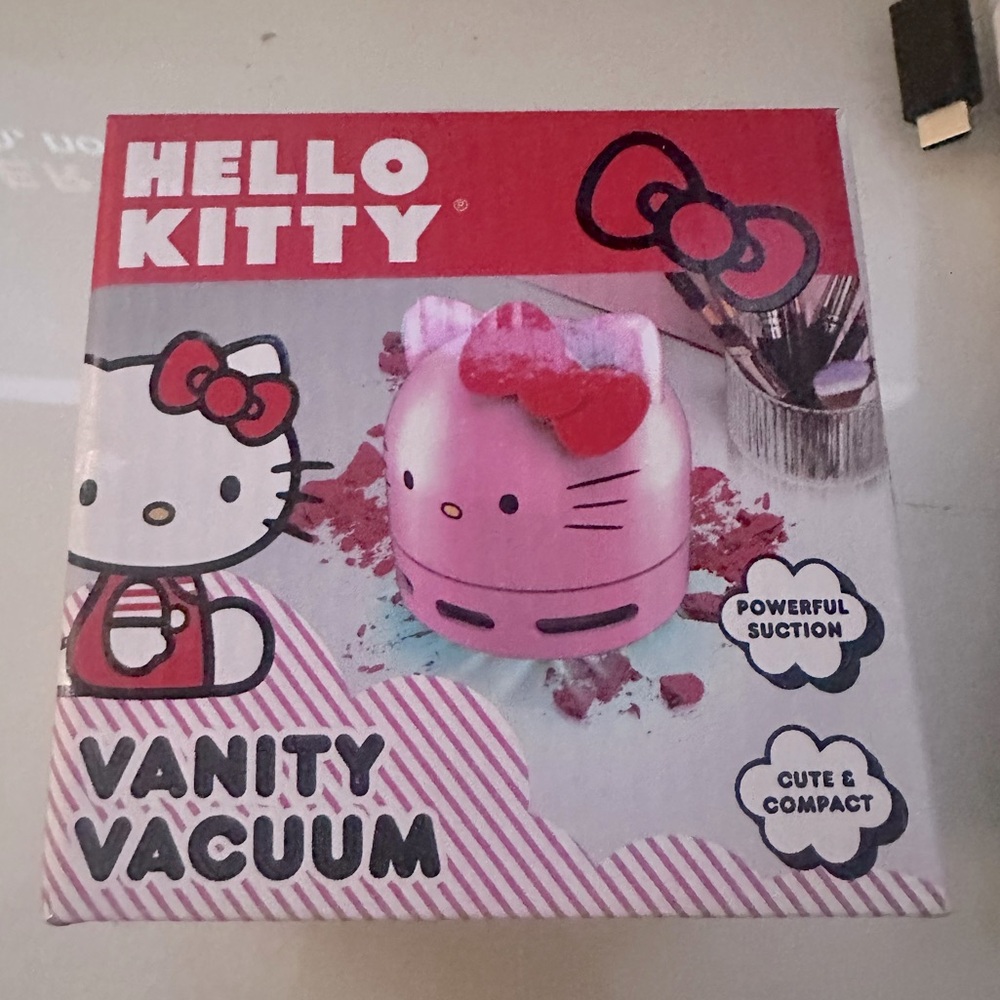 Hello kitty vanity vaccum